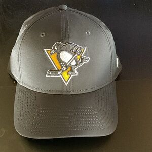 Pittsburgh Penguins Stretch Fit Hat